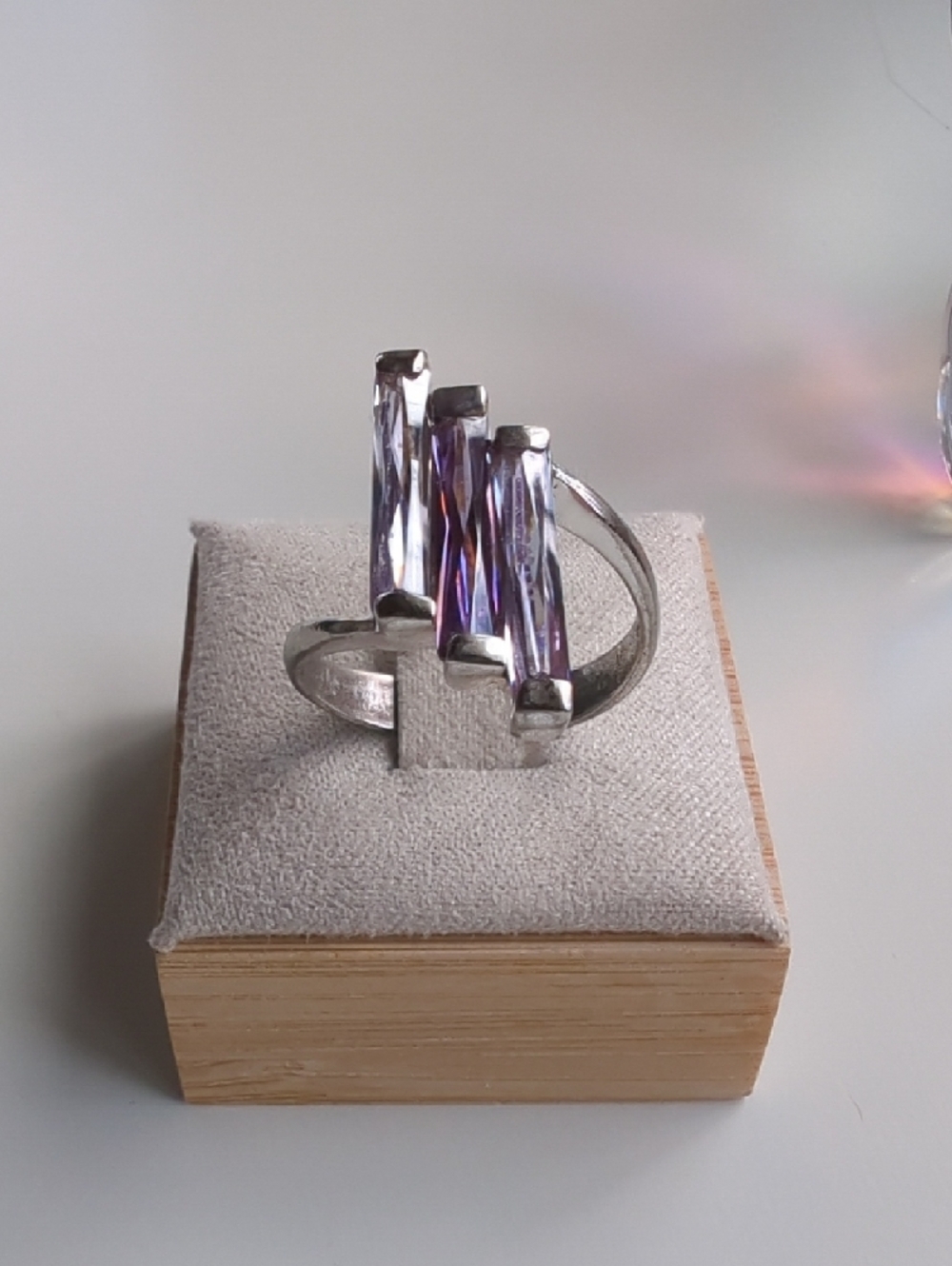 Faceted Purple/Blue Colored Glass 925 Silver Plated Ring Size 9 - Picture 6 of 14